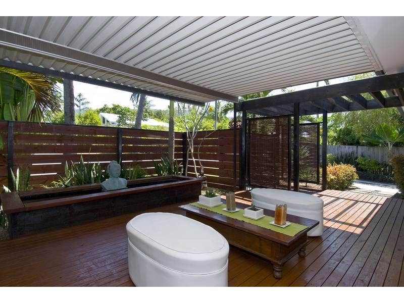 16 Batt Street, Clifton Beach QLD 4879