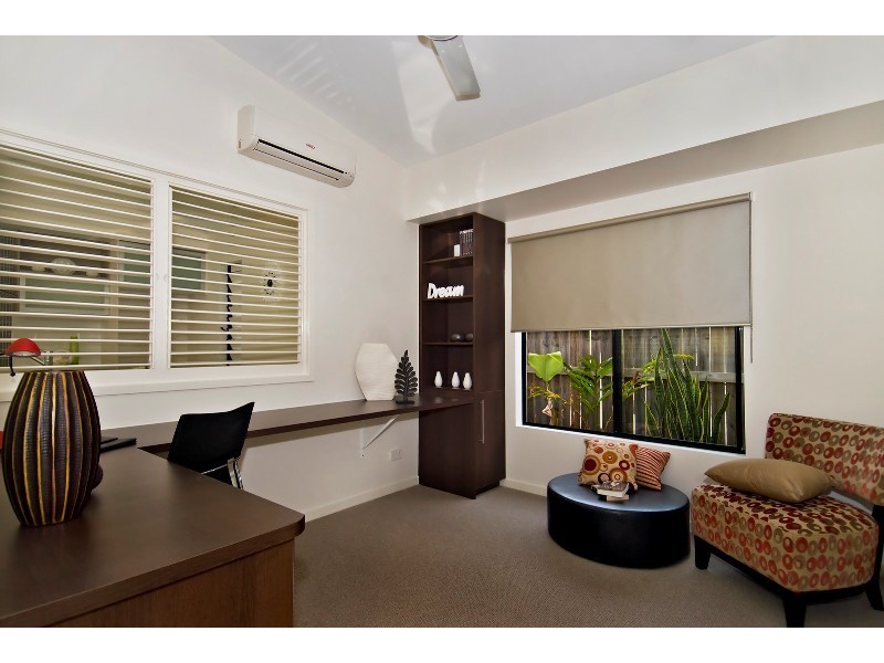 13 Icefire Quay, Trinity Park QLD 4879