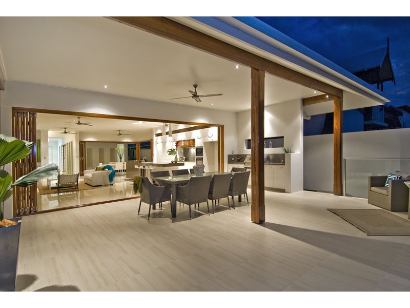 21 Brindabella Quay, Trinity Park QLD 4879
