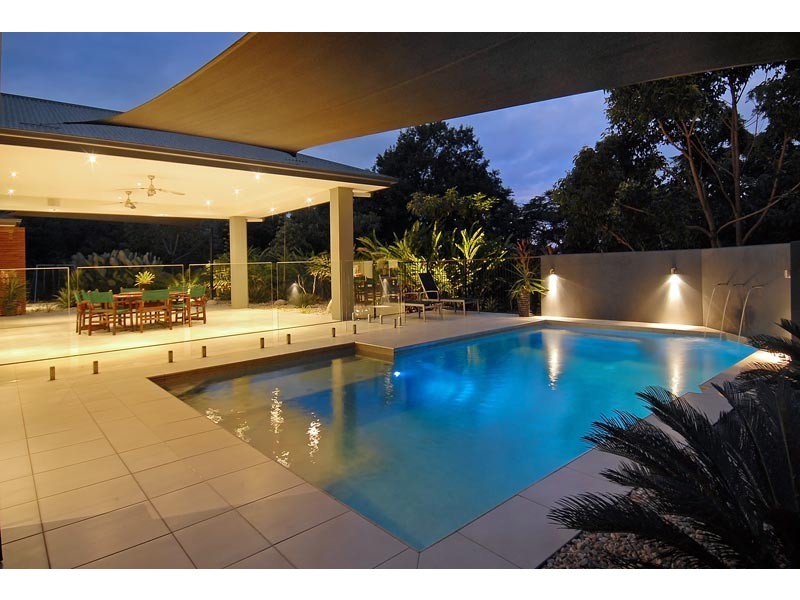 Clifton Beach QLD 4879