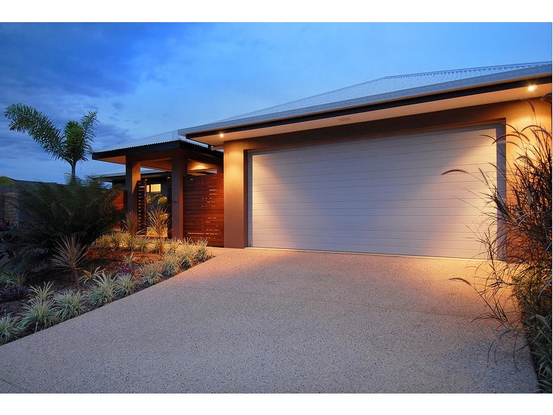 3 Greenvale Close, Smithfield QLD 4878