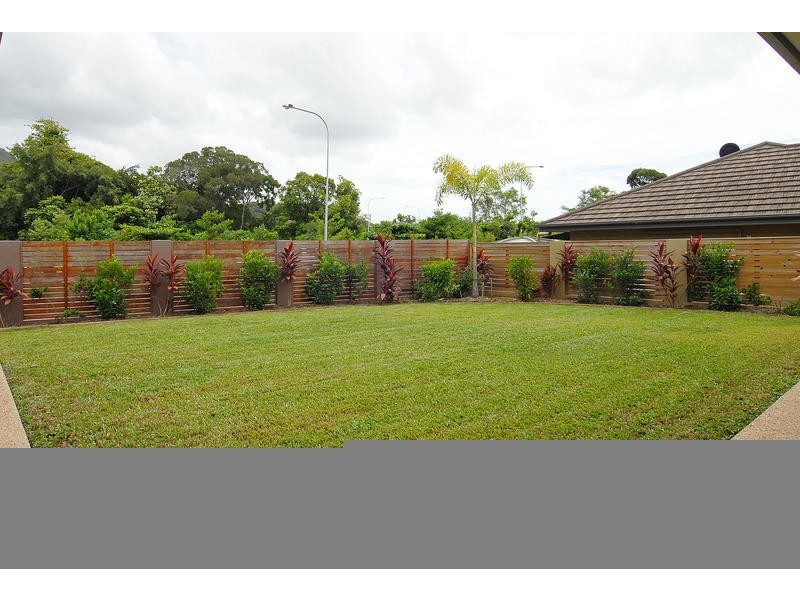3 Greenvale Close, Smithfield QLD 4878