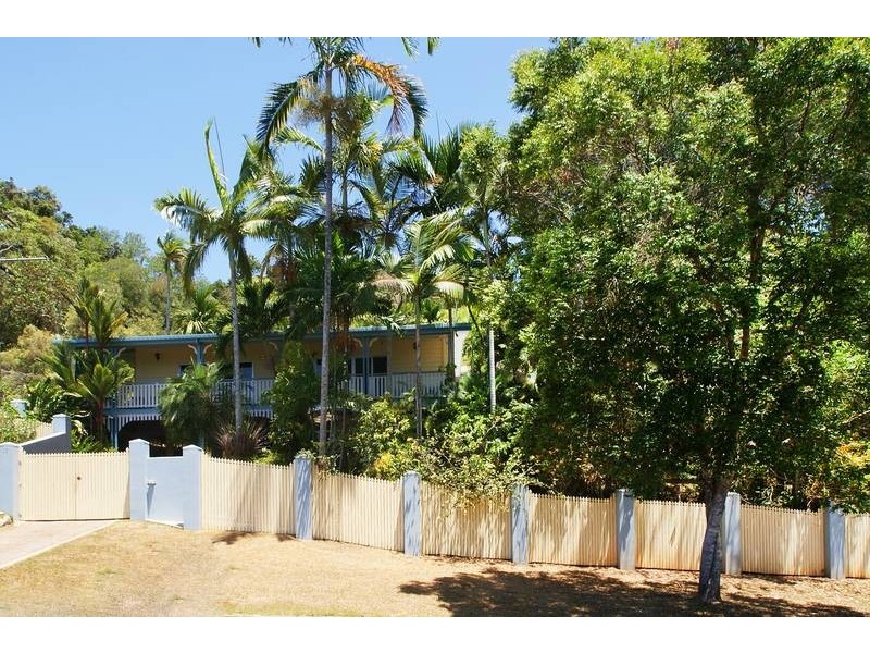 13 Lydia Street, Smithfield QLD 4878