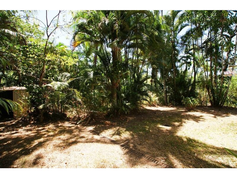 13 Lydia Street, Smithfield QLD 4878