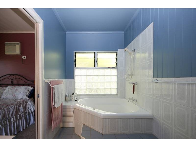 13 Lydia Street, Smithfield QLD 4878