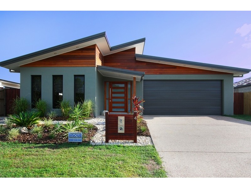 4 Quartzborough Promenade, Trinity Park QLD 4879