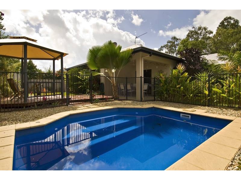 22 Moore Road, Kewarra Beach QLD 4879