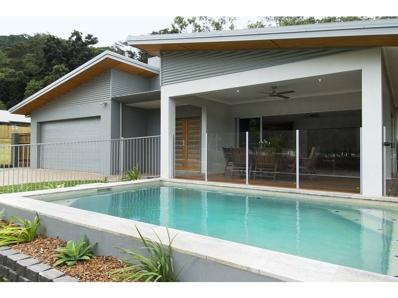 31 Propeller Court, Trinity Beach QLD 4879