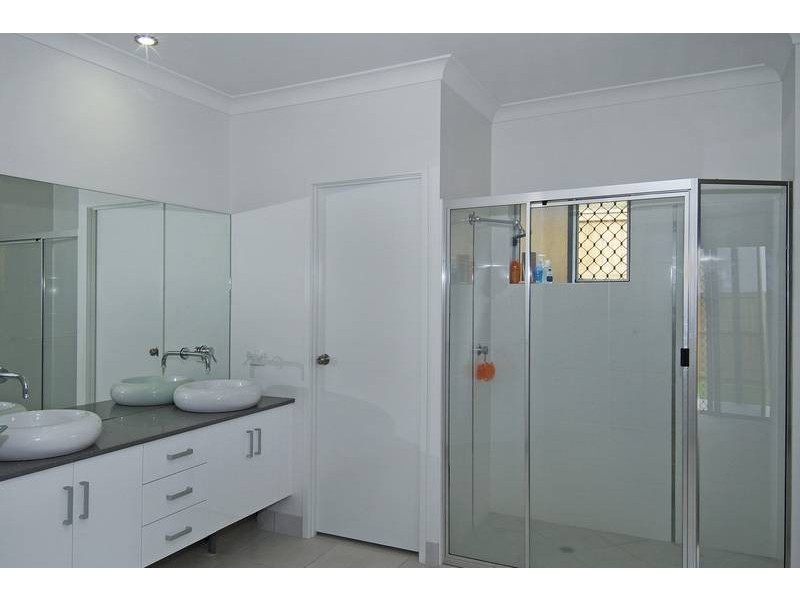 31 Propeller Court, Trinity Beach QLD 4879