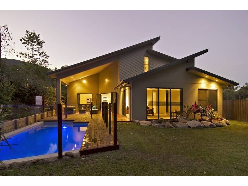 29 Aurelia Street, Palm Cove QLD 4879