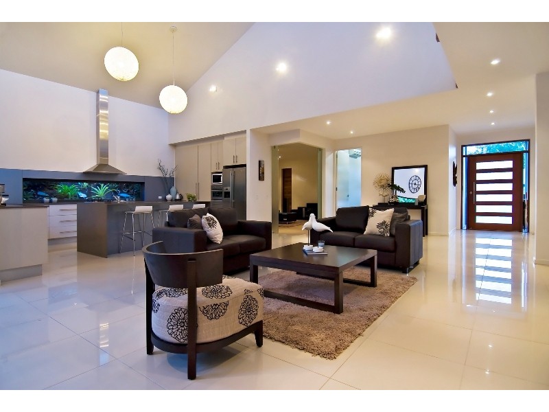 29 Aurelia Street, Palm Cove QLD 4879