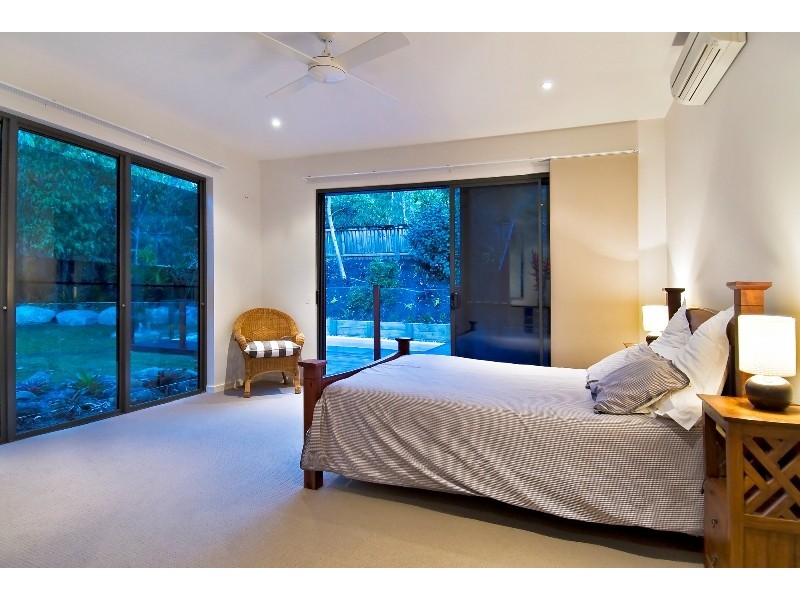 29 Aurelia Street, Palm Cove QLD 4879