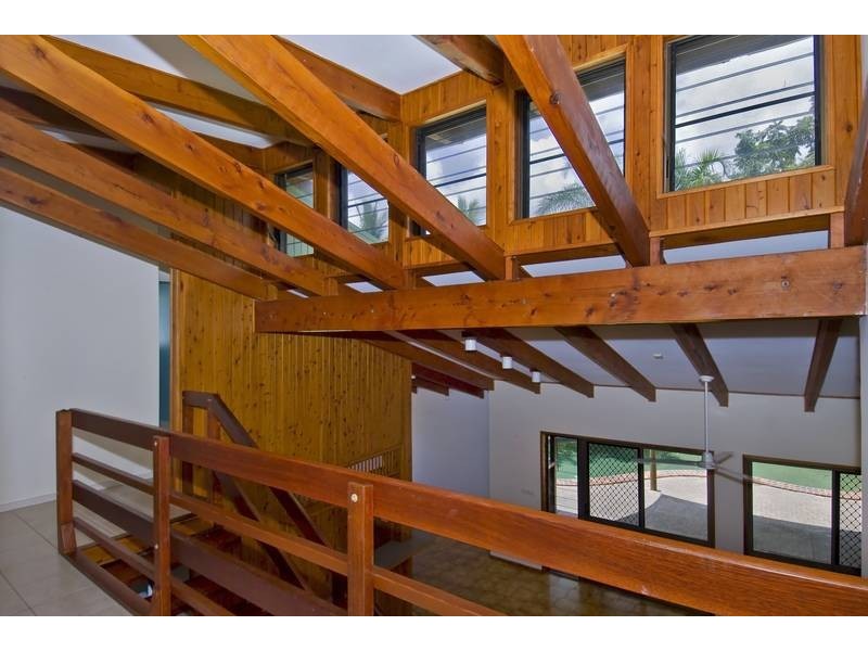 5 Upolu Esplanade, Clifton Beach QLD 4879