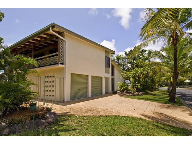 5 Upolu Esplanade, Clifton Beach QLD 4879