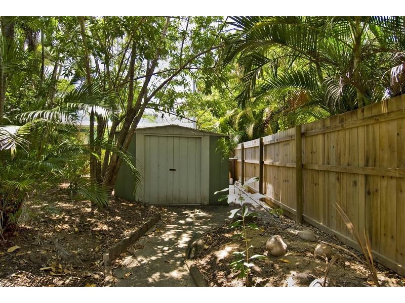 5 Upolu Esplanade, Clifton Beach QLD 4879