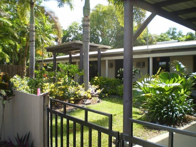 3 Flynn Close, Clifton Beach QLD 4879