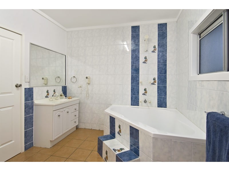 45 Debbie Street, Trinity Park QLD 4879