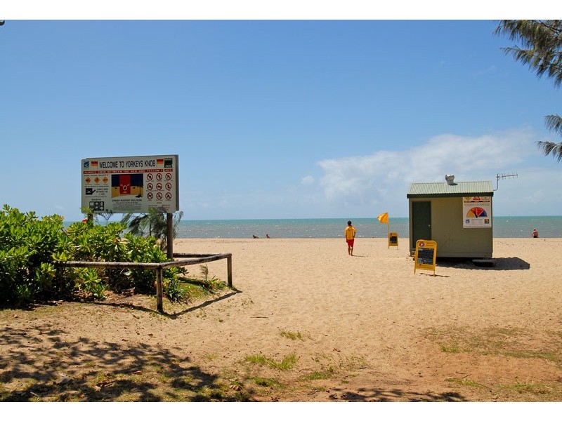 2/513 Varley Street, Yorkeys Knob QLD 4878