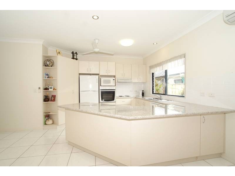 19 Moojeeba Way, Trinity Park QLD 4879