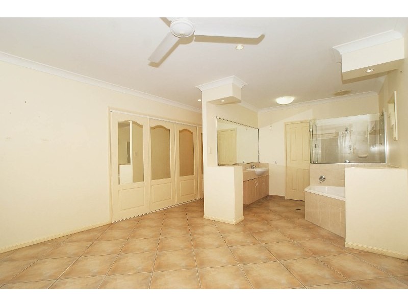 15 Bramble Street, Clifton Beach QLD 4879