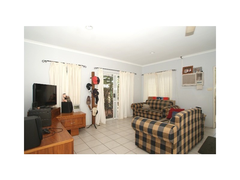 6 Lamb Street, Smithfield QLD 4878