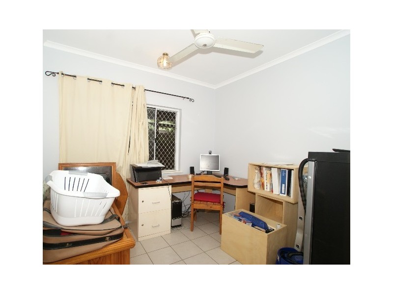 6 Lamb Street, Smithfield QLD 4878