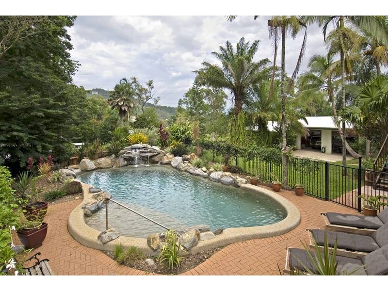19 Panguna Street, Trinity Beach QLD 4879