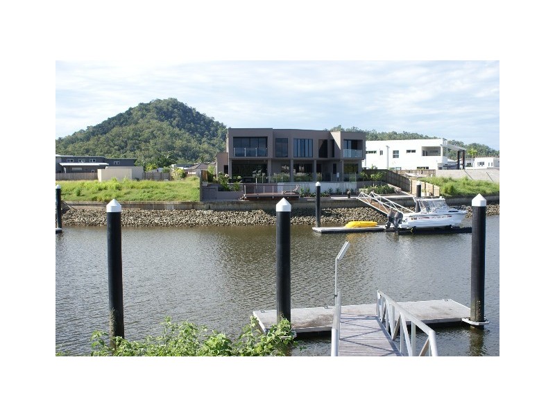 119 Harbour Drive, Trinity Park QLD 4879