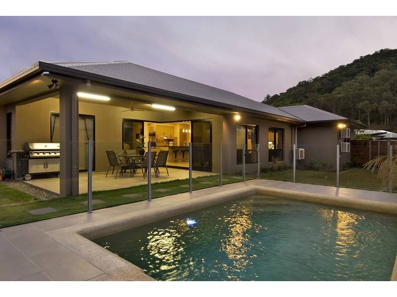 11 Bowline Close, Trinity Beach QLD 4879