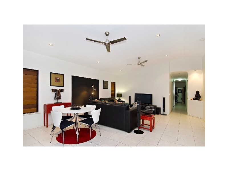 34 Seclusion Drive, Palm Cove QLD 4879
