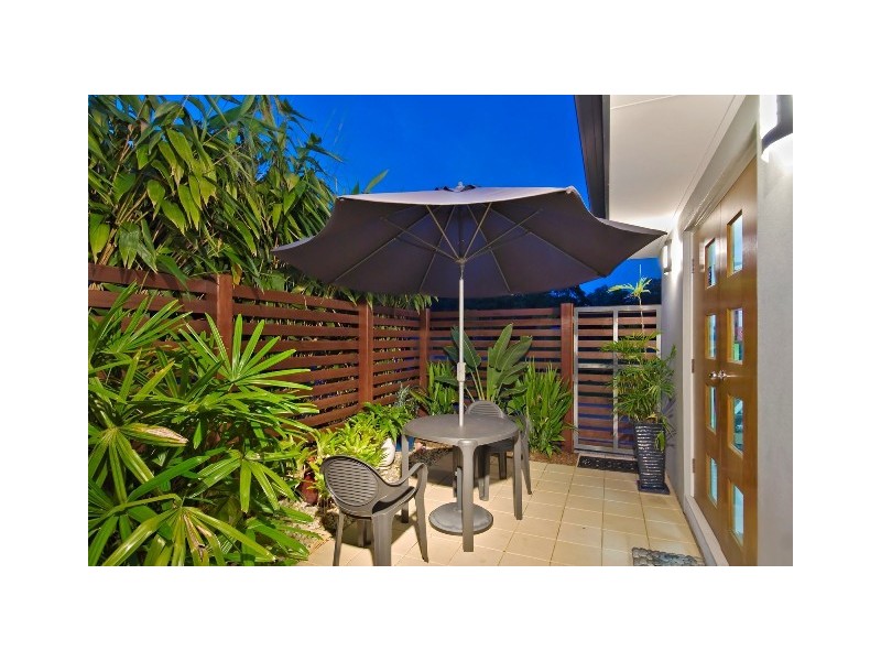 34 Seclusion Drive, Palm Cove QLD 4879