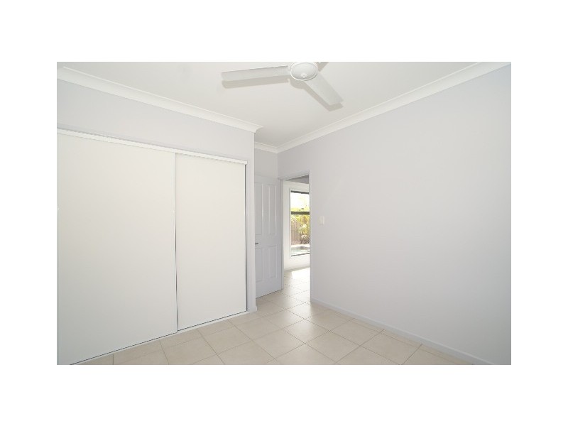1 Valla Close, Kewarra Beach QLD 4879