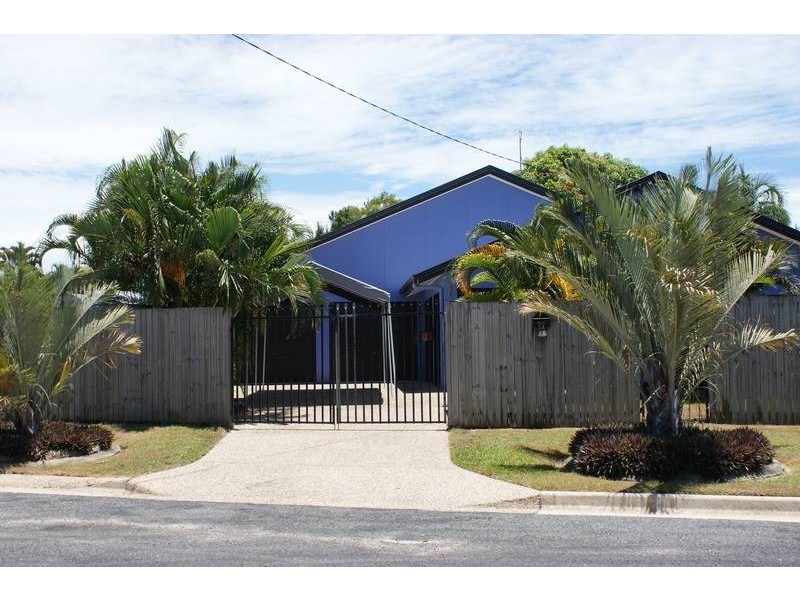 34 Debbie Street, Trinity Park QLD 4879