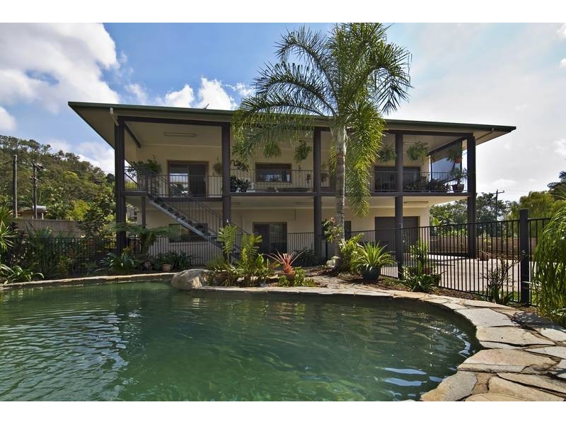 31 Stanton Road, Smithfield QLD 4878