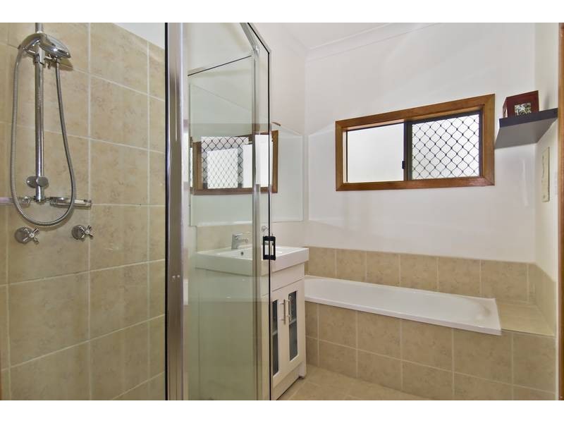31 Stanton Road, Smithfield QLD 4878
