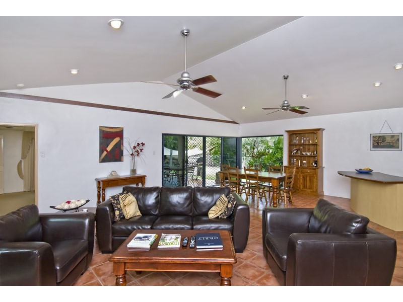 21 Bramble Street, Clifton Beach QLD 4879