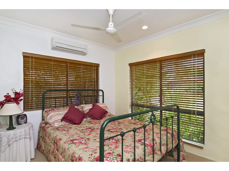 21 Bramble Street, Clifton Beach QLD 4879