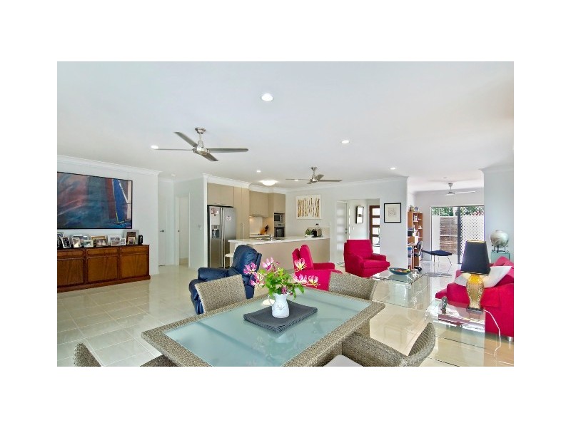 7 Propeller Court, Trinity Beach QLD 4879