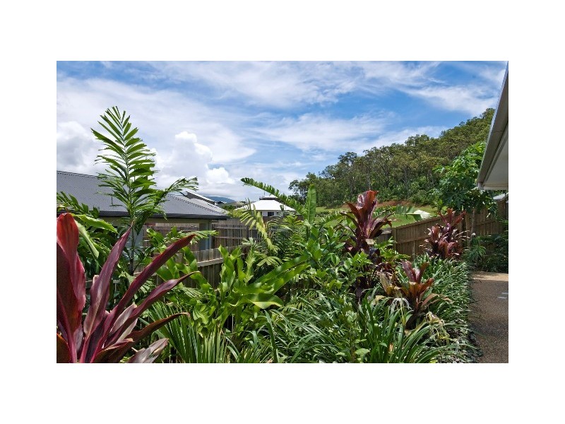 7 Propeller Court, Trinity Beach QLD 4879