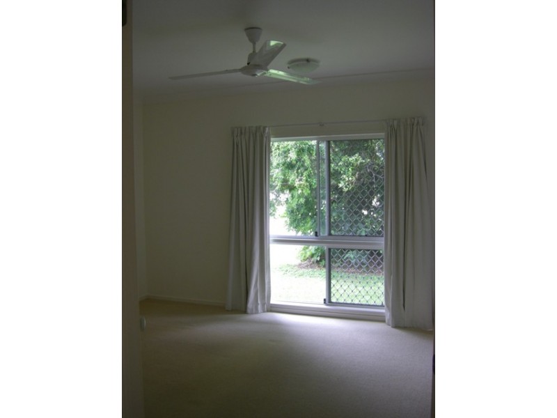 48 Bouganvillea Ct, Kewarra Beach QLD 4879