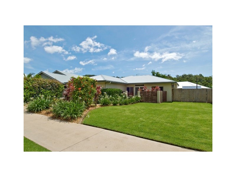 6 Elphinstone Street, Kanimbla QLD 4870