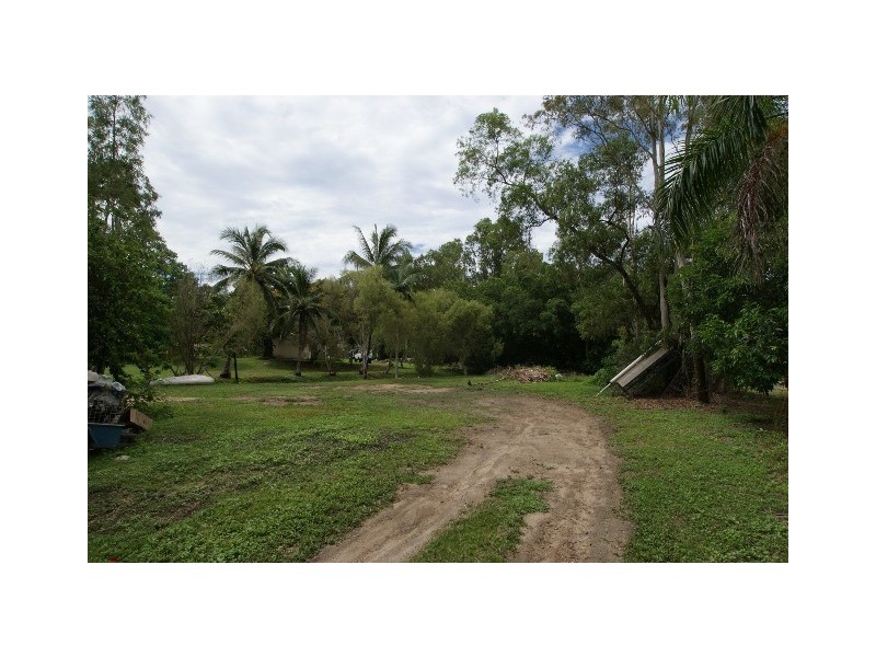 175 Trinity Beach Rd, Trinity Beach QLD 4879