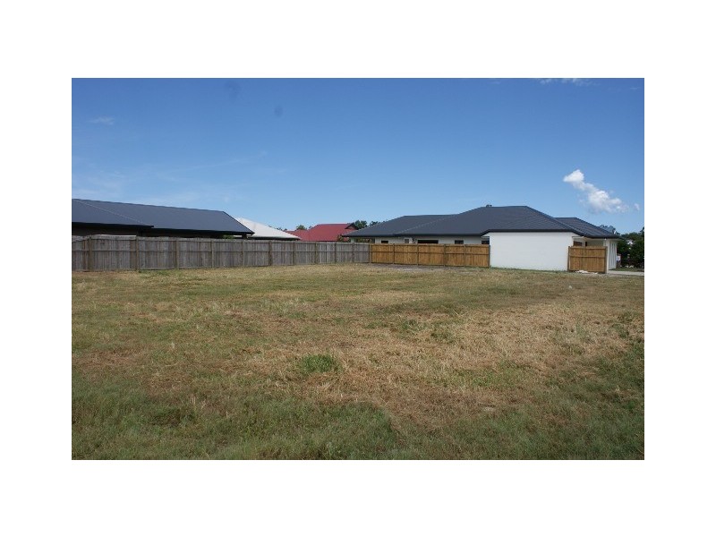 110 Moojeeba Way, Trinity Park QLD 4879