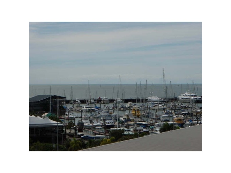 19/1 Marlin Parade, Cairns QLD 4870