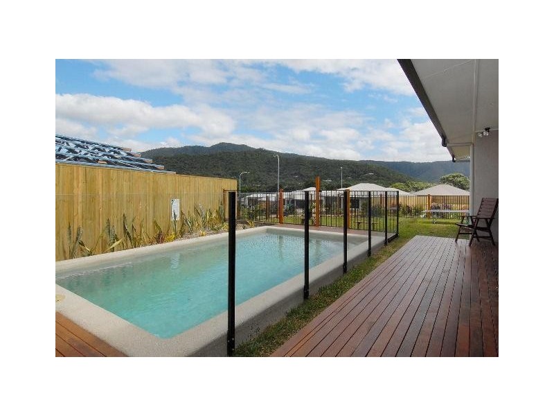 12 Catamaran Circuit, Trinity Beach QLD 4879