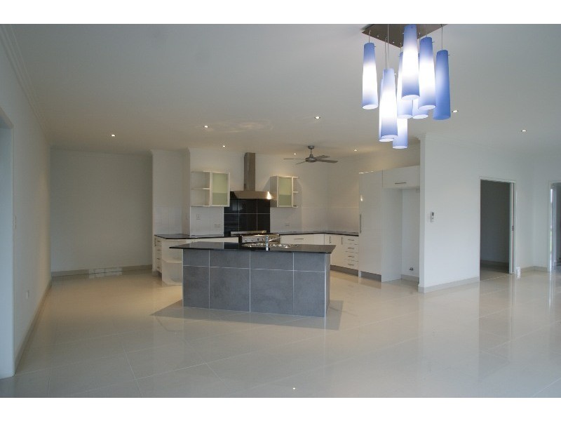 24 Iridescent Drive, Trinity Park QLD 4879