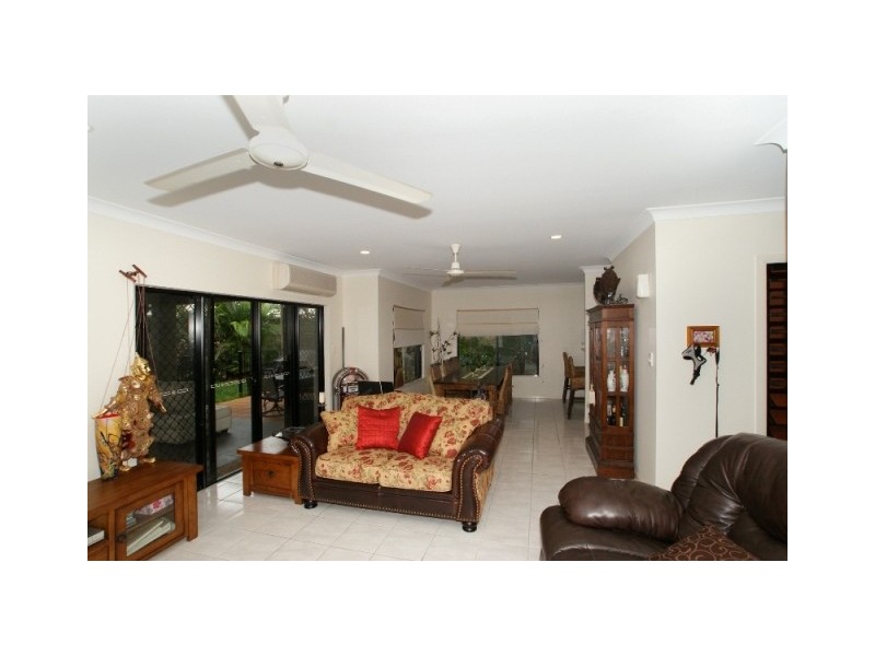 25 Cooya Street, Kewarra Beach QLD 4879