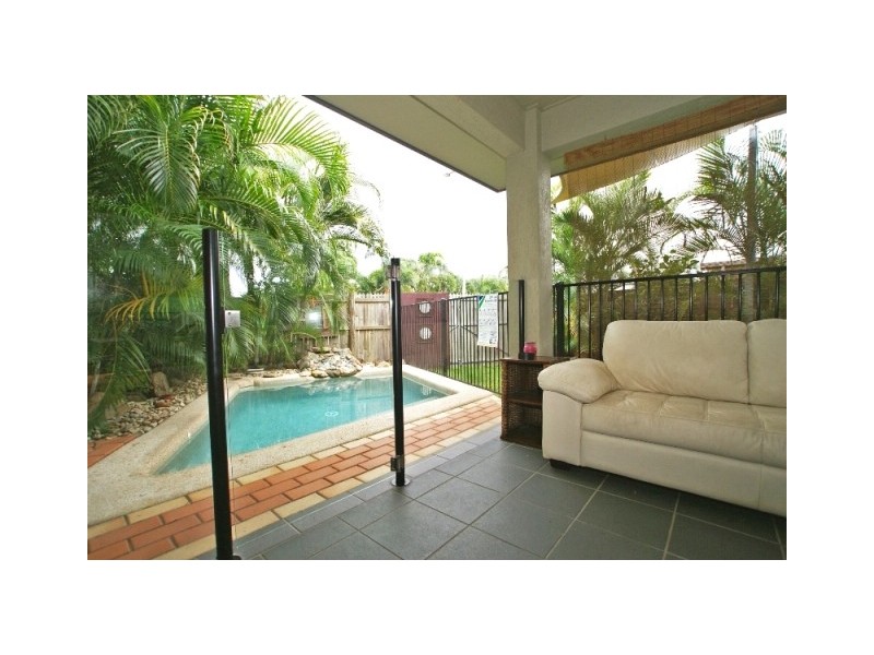 25 Cooya Street, Kewarra Beach QLD 4879