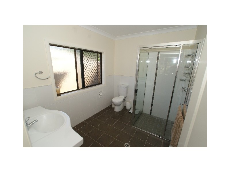 7 Milko Close, Brinsmead QLD 4870