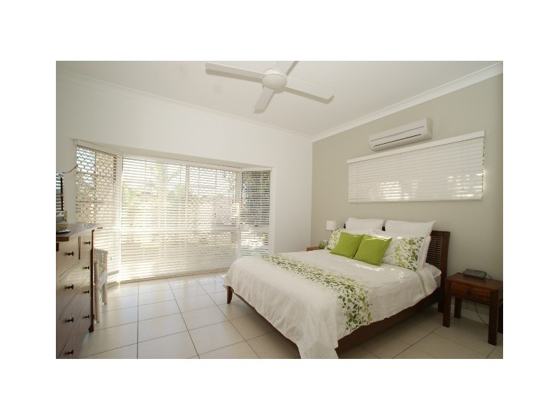 2 Green Ave, Kewarra Beach QLD 4879